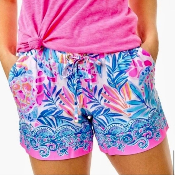 Lilly Pulitzer Katia Shorts Resort White Rain Forest Retreat SS-1488 - Picture 1 of 8